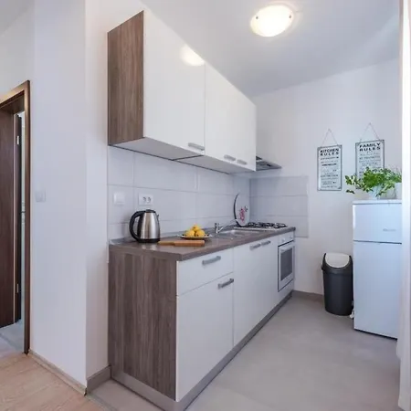Made 4u - Comfort One Bedroom With Balcony And Sea... * Mlini