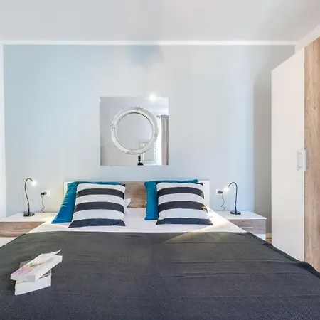 Apartmán Made 4u - Comfort One Bedroom With Balcony And Sea...