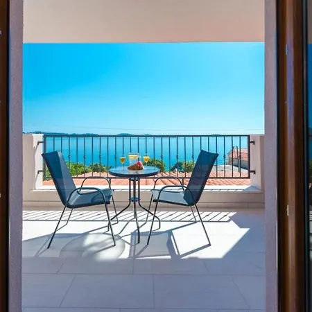 Apartmán Made 4u - Comfort One Bedroom With Balcony And Sea...