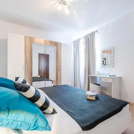 Made 4u - Comfort One Bedroom With Balcony And Sea... Mlini
