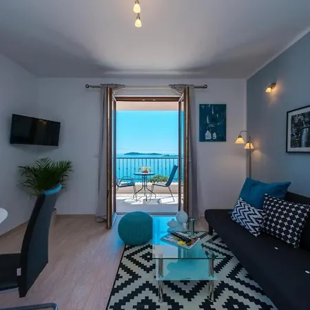 Apartmán Made 4u - Comfort One Bedroom With Balcony And Sea... *