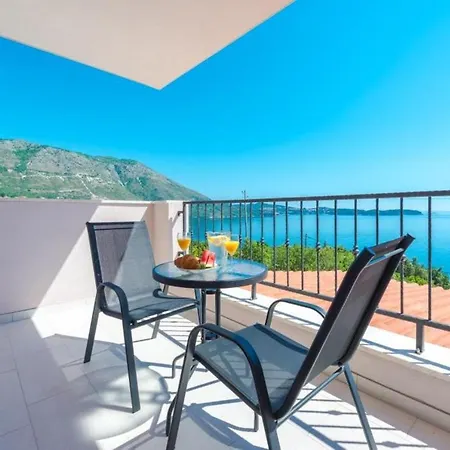 Apartmán Made 4u - Comfort One Bedroom With Balcony And Sea... Mlini